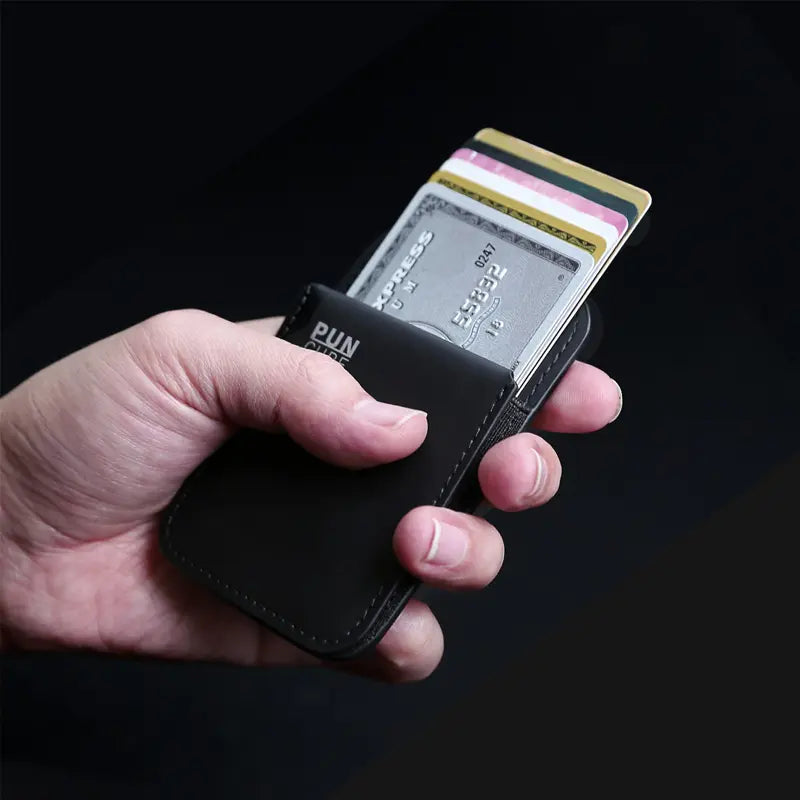 slim wallet fan 5 cards out